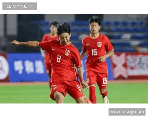 国足逆转击败劲敌全场沸腾年轻球员闪耀赛场展现中国足球新希望 国足逆转击败劲敌全场沸腾年轻球员闪耀赛场展现中国足球新希望