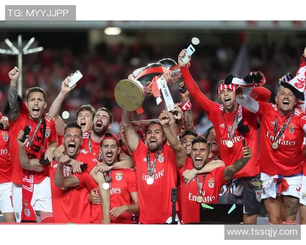 本菲卡足球俱乐部的辉煌历史与未来展望分析