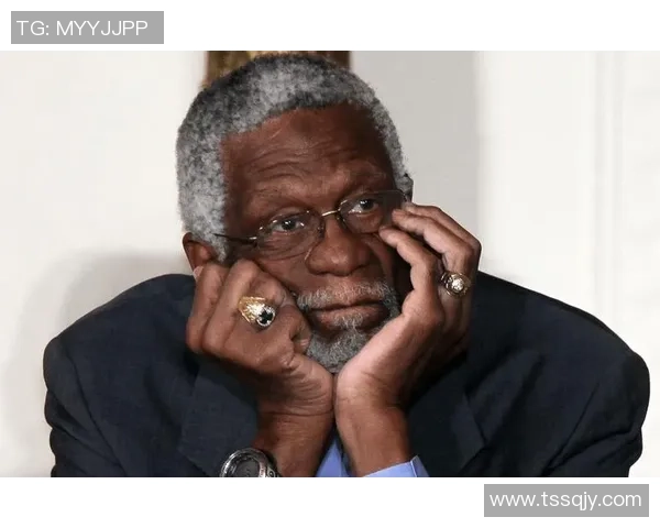 比尔拉塞尔的传奇人生与他对篮球精神的永恒影响